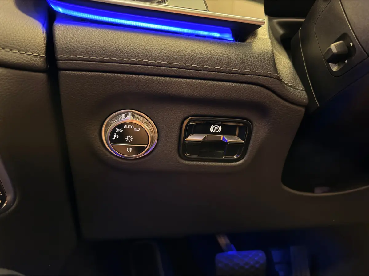 450+ Edition 1 108 kWh HyperScreen Premium Plus Burmester