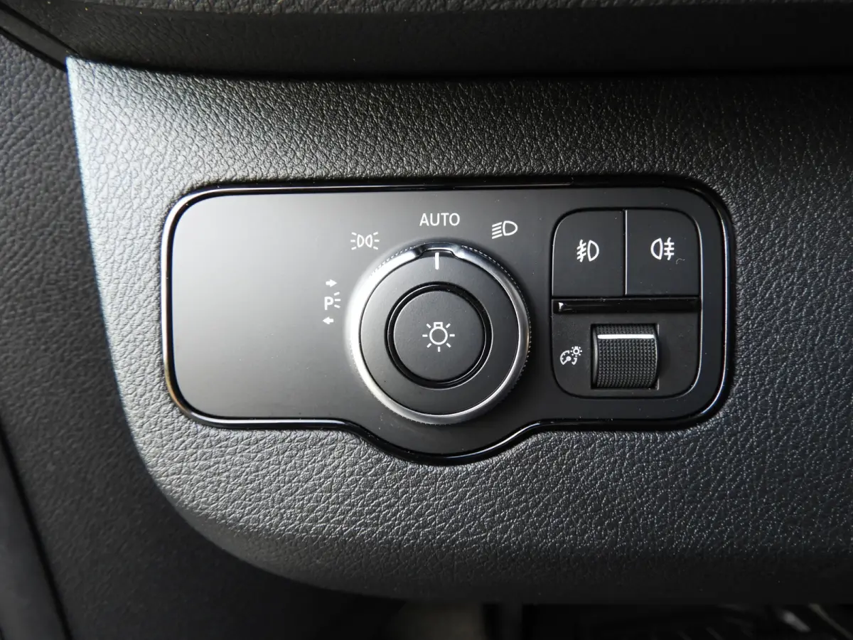 314 2.2 CDI L1H1 AUT | LED | CAMERA | DISTRONIC | MBUX