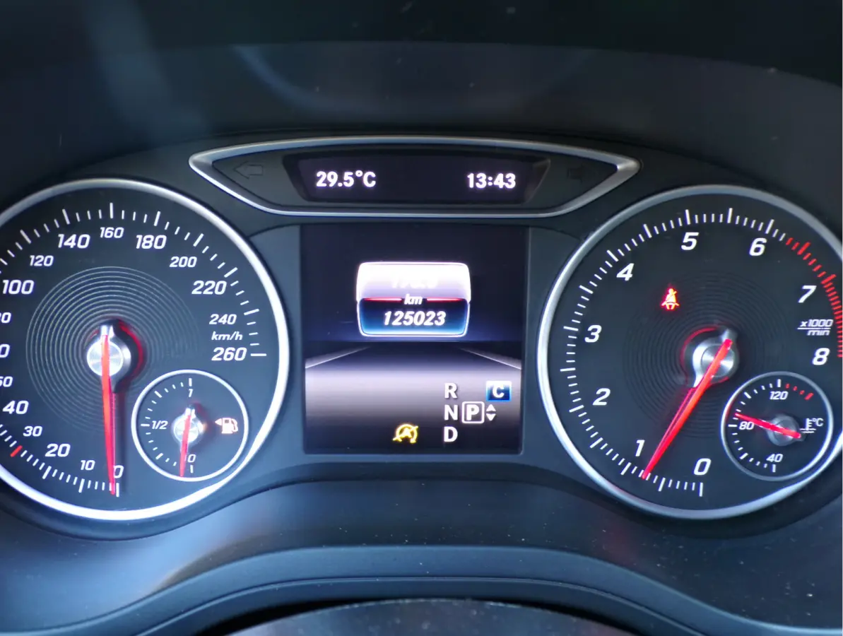 180 Business AUTOMAAT CAMERA NAVI TEL CRUISECONTROL....