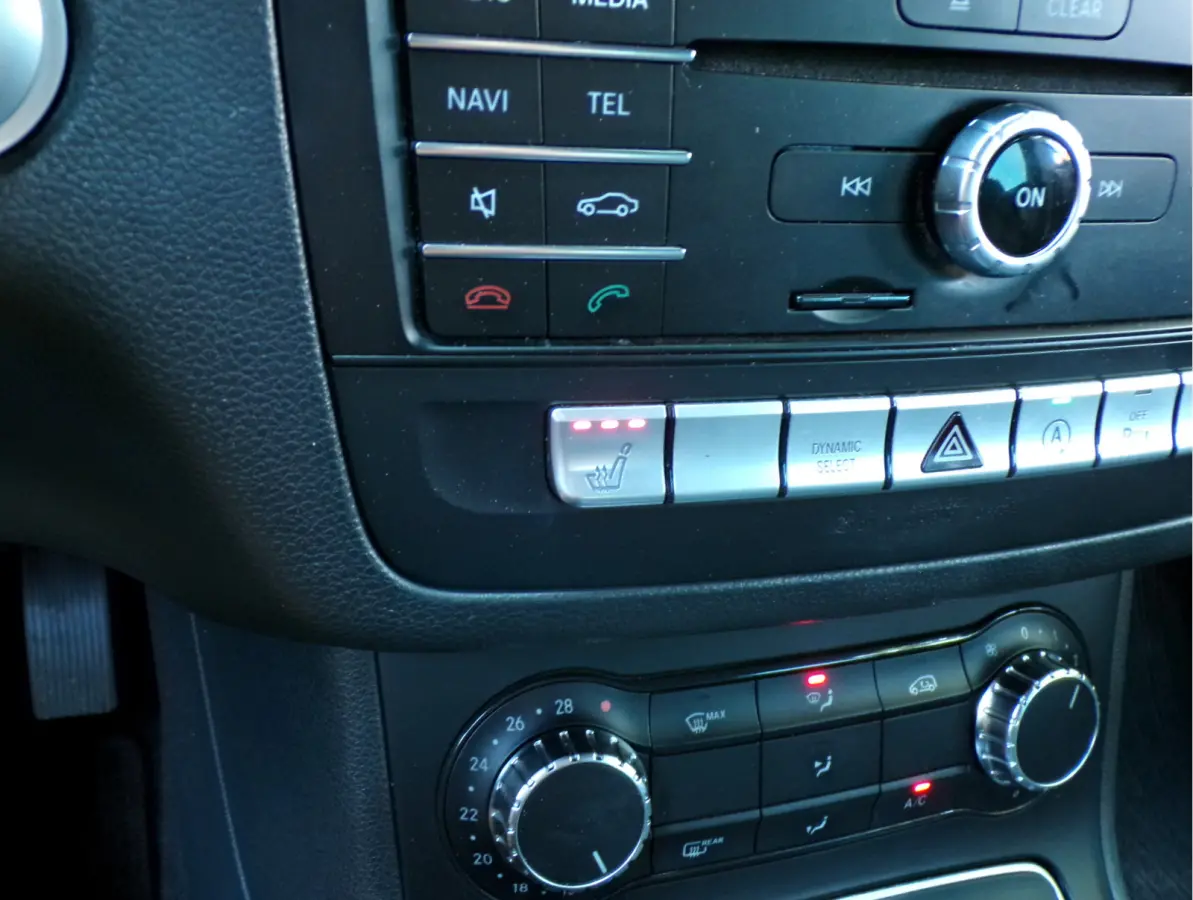 180 Business AUTOMAAT CAMERA NAVI TEL CRUISECONTROL....