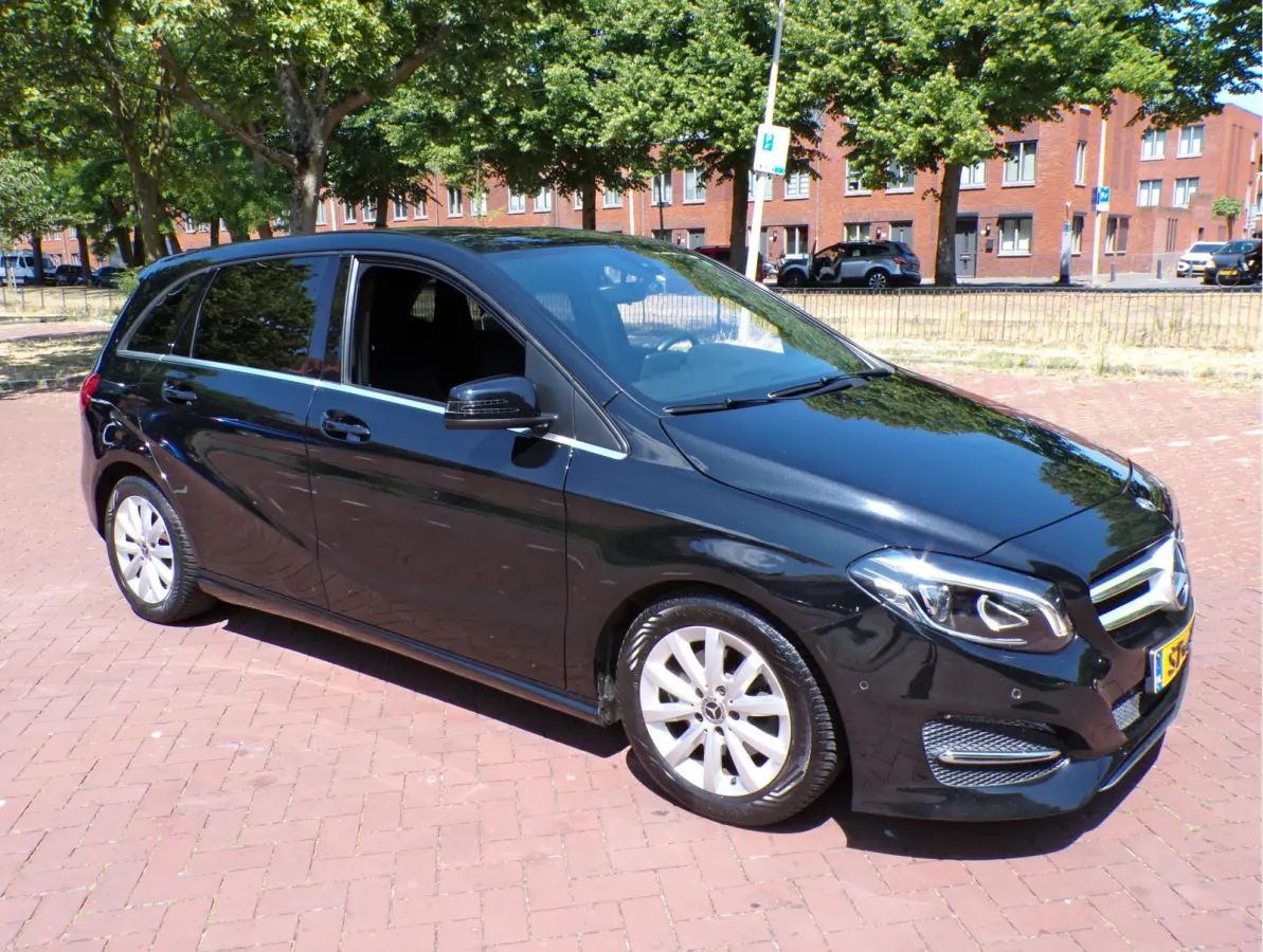 180 Business AUTOMAAT CAMERA NAVI TEL CRUISECONTROL....