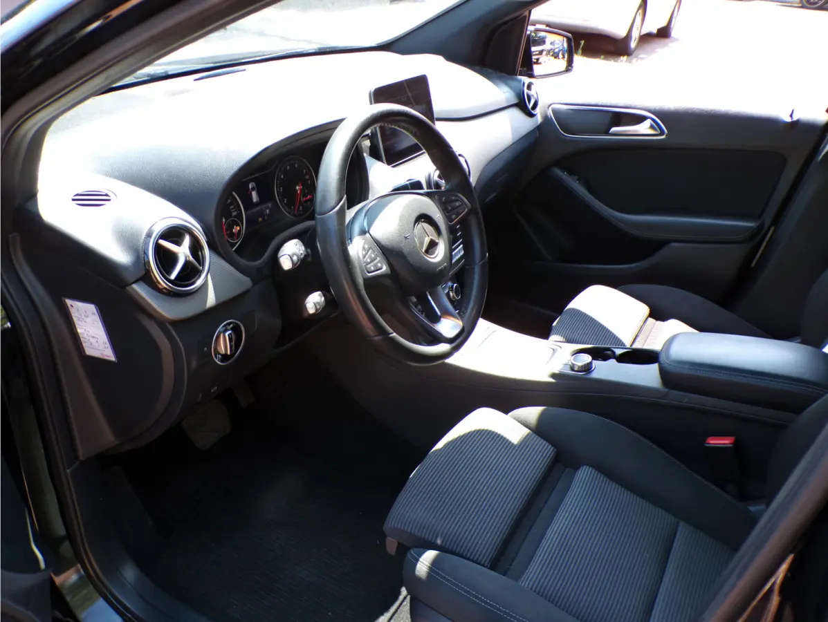 180 Business AUTOMAAT CAMERA NAVI TEL CRUISECONTROL....