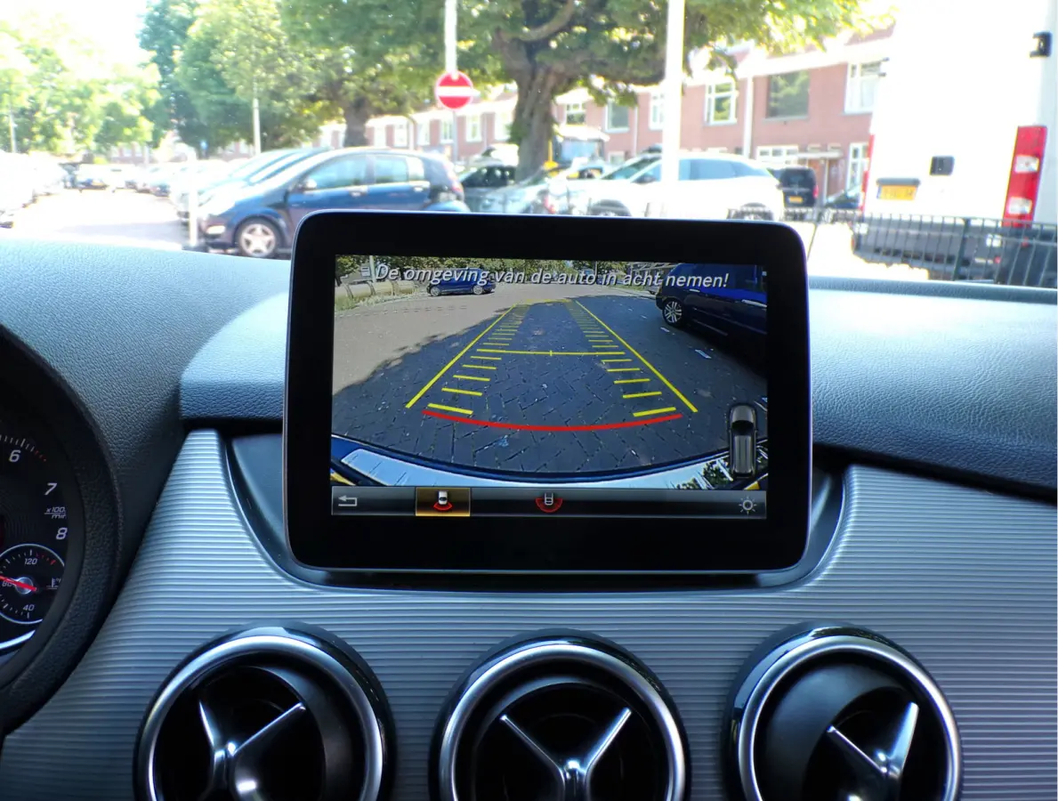 180 Business AUTOMAAT CAMERA NAVI TEL CRUISECONTROL....
