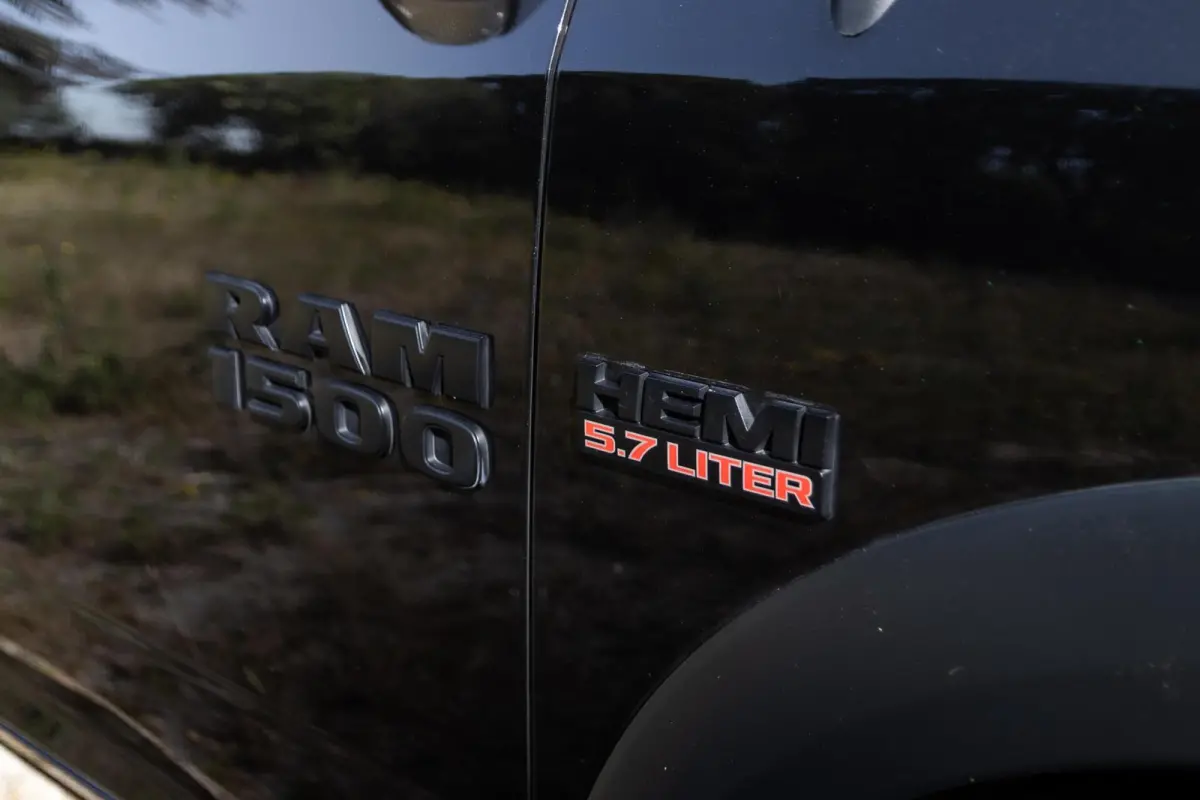 1500 Rebel 5.7 V8 Lage bijtelling Sport Black Edit