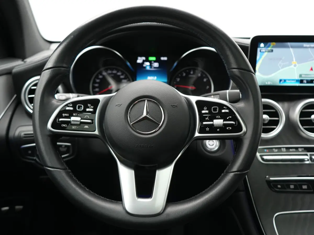 4MATIC Advantage PHEV 320pk Dealer O.H. | Trekhaak Af Fabriek | Panodak | Adaptive Cruise | Sportstoelen Verwarmd | Sfeerverlichting | Apple Carplay | Blis | Navigatie | DAB | Plug In Hybrid