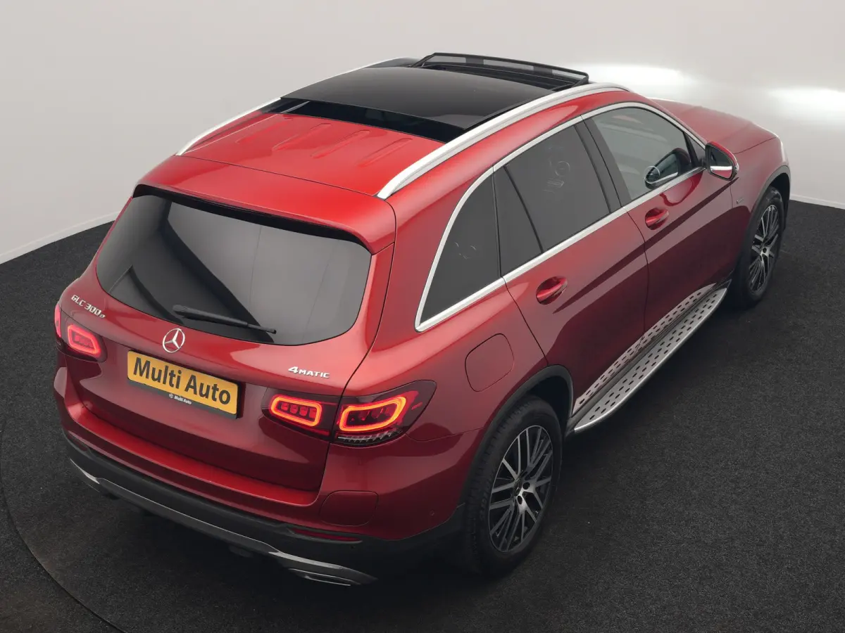4MATIC Advantage PHEV 320pk Dealer O.H. | Trekhaak Af Fabriek | Panodak | Adaptive Cruise | Sportstoelen Verwarmd | Sfeerverlichting | Apple Carplay | Blis | Navigatie | DAB | Plug In Hybrid