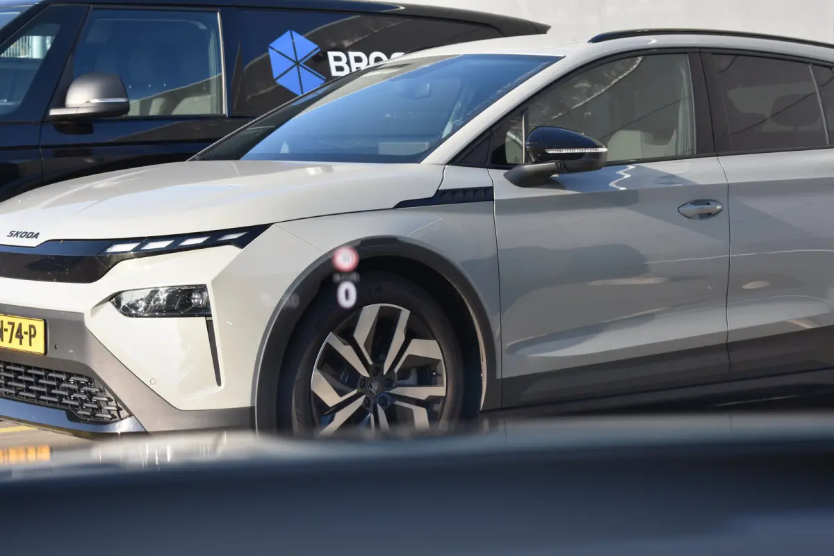 1.5 TSI eHybrid 272PK R-Line | Schuif-kanteldak | 360 camera | Head-up display | IQ Drive | Wegklapbare trekhaak | Business Premium Pakket | VERLENGDE GARANTIE