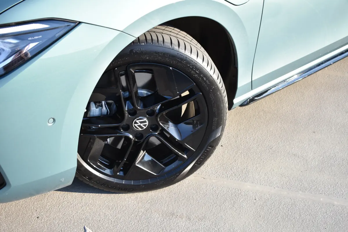 1.5 TSI eHybrid 272PK R-Line | Schuif-kanteldak | 360 camera | Head-up display | IQ Drive | Wegklapbare trekhaak | Business Premium Pakket | VERLENGDE GARANTIE
