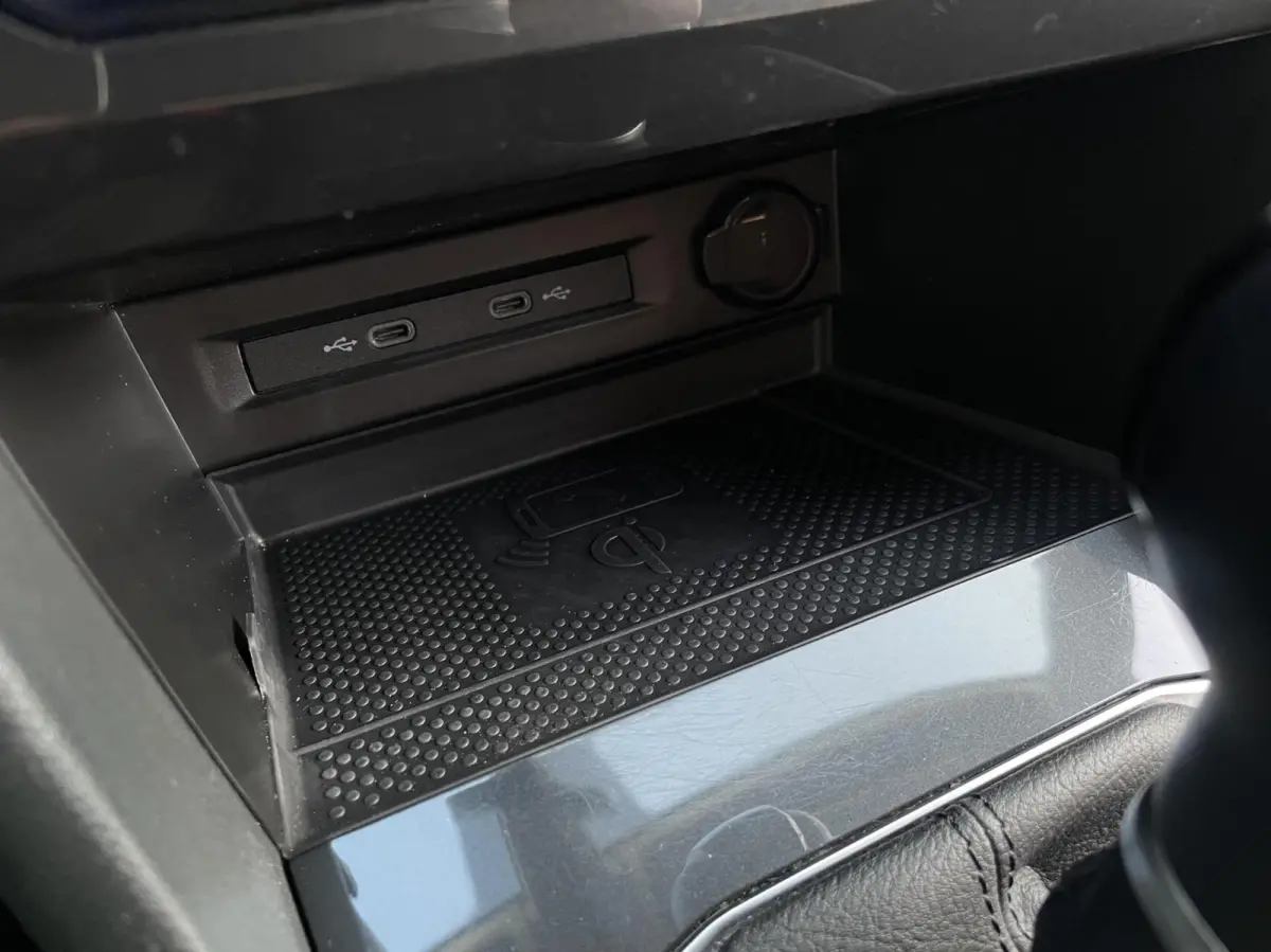 1.4 TSI eHybrid Life PHEV 245PK Trekhaak Camera ACC Carplay Navi
