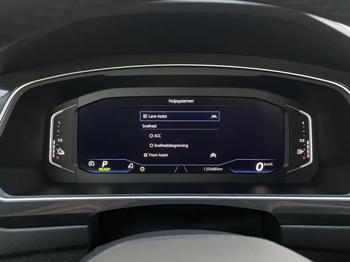 1.4 TSI eHybrid Life PHEV 245PK Trekhaak Camera ACC Carplay Navi