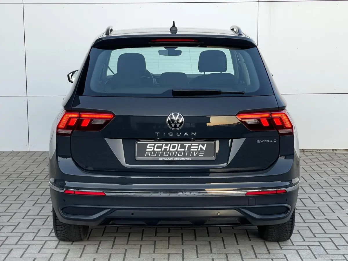 1.4 TSI eHybrid Life PHEV 245PK Trekhaak Camera ACC Carplay Navi