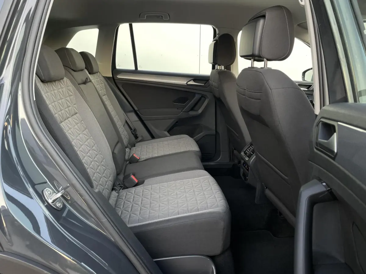 1.4 TSI eHybrid Life PHEV 245PK Trekhaak Camera ACC Carplay Navi