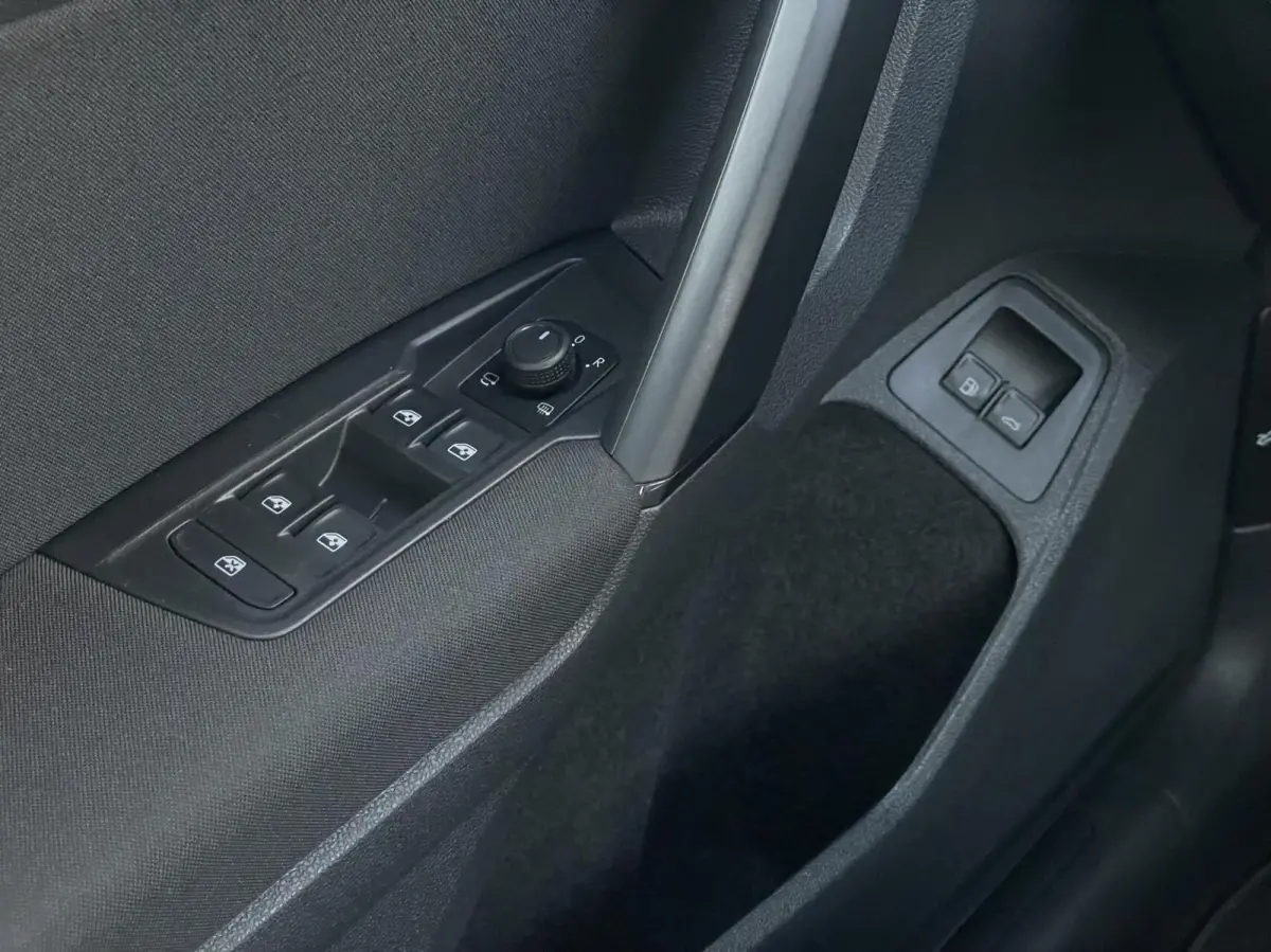 1.4 TSI eHybrid Life PHEV 245PK Trekhaak Camera ACC Carplay Navi
