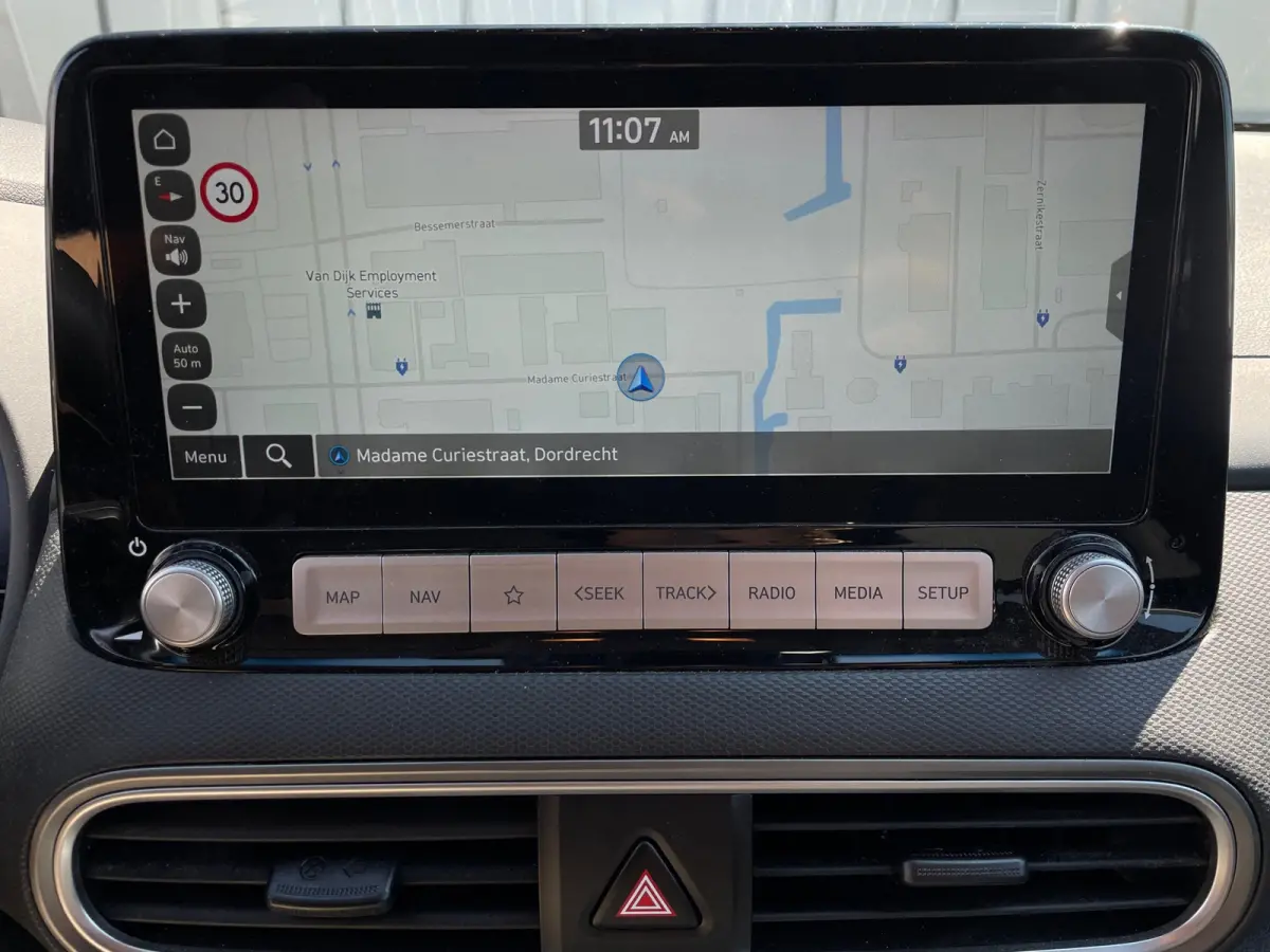 EV Fashion 64 kWh SOH 100% WARMTEPOMP DEALER OND HEAD-UP