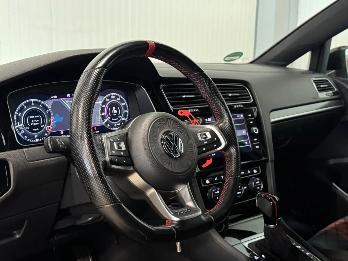 2.0 TSI GTI TCR | CAMERA | SHADOW LINE | 290 PK | DCC
