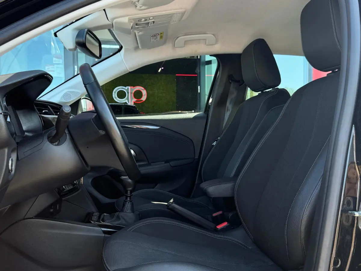 1.2 Elegance | LED | 360 Camera | Parksens | Apple Carplay | Stoelverwarming | Leder |