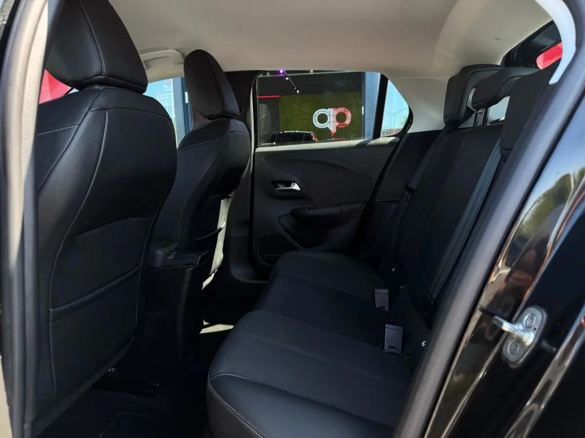 1.2 Elegance | LED | 360 Camera | Parksens | Apple Carplay | Stoelverwarming | Leder |