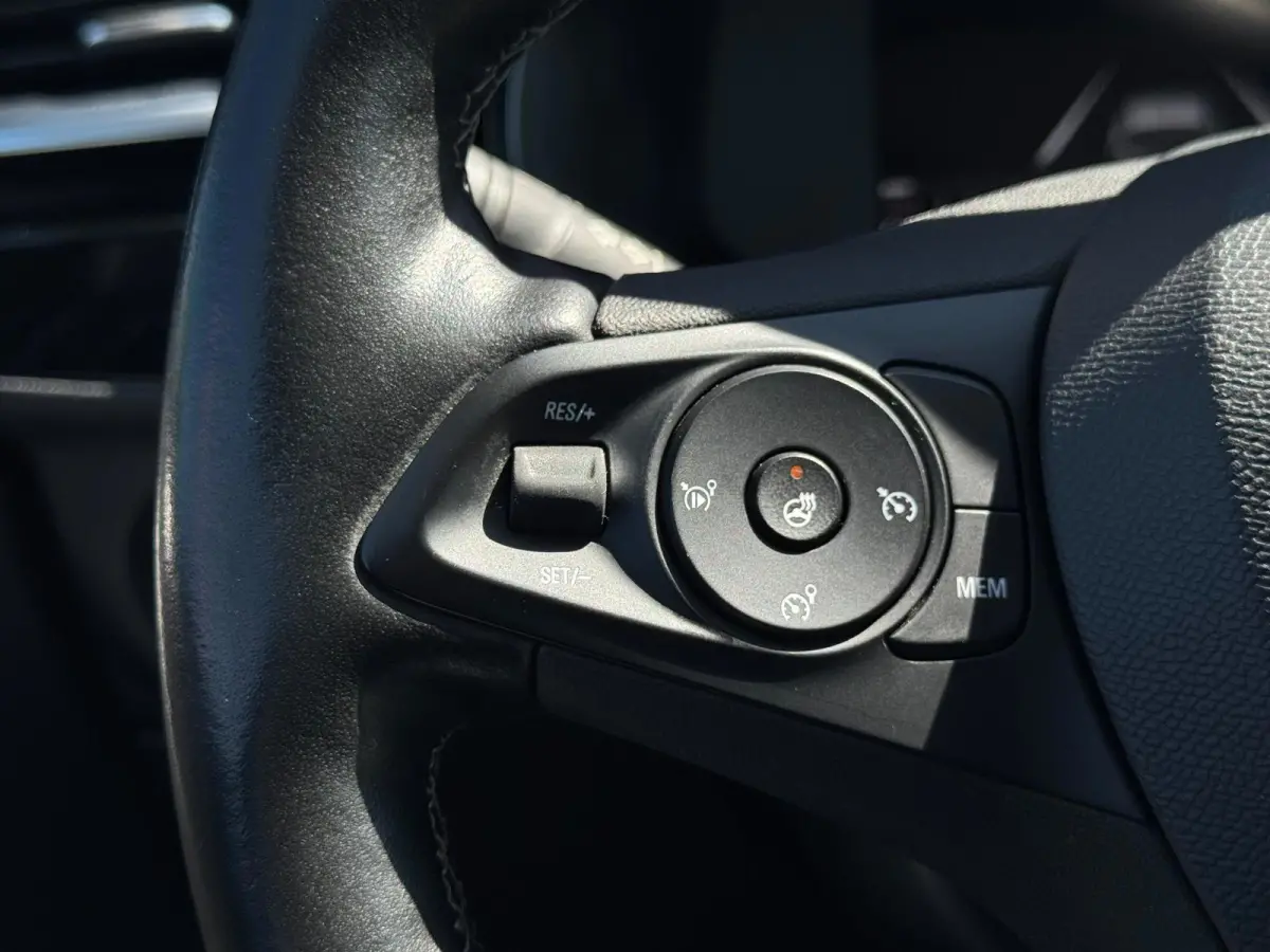 1.2 Elegance | LED | 360 Camera | Parksens | Apple Carplay | Stoelverwarming | Leder |