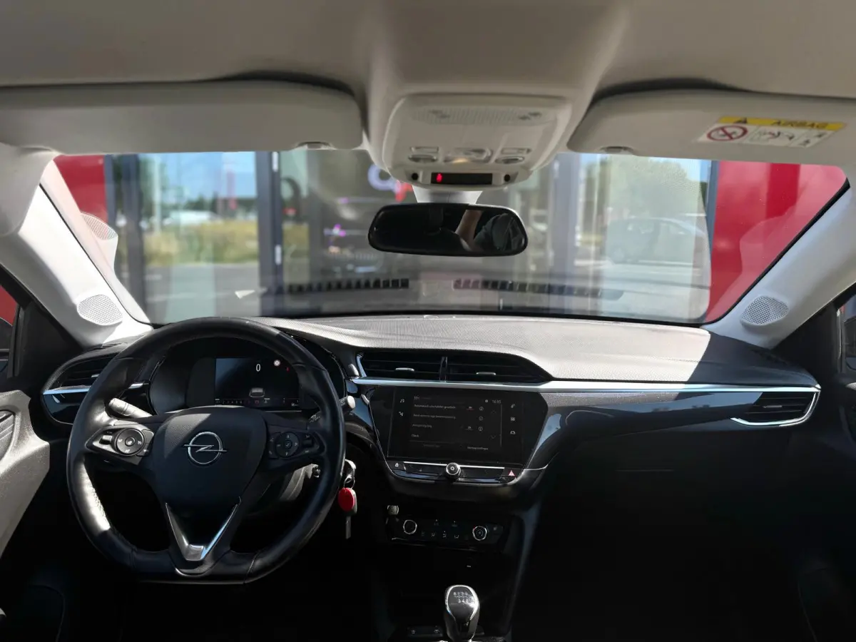 1.2 Elegance | LED | 360 Camera | Parksens | Apple Carplay | Stoelverwarming | Leder |