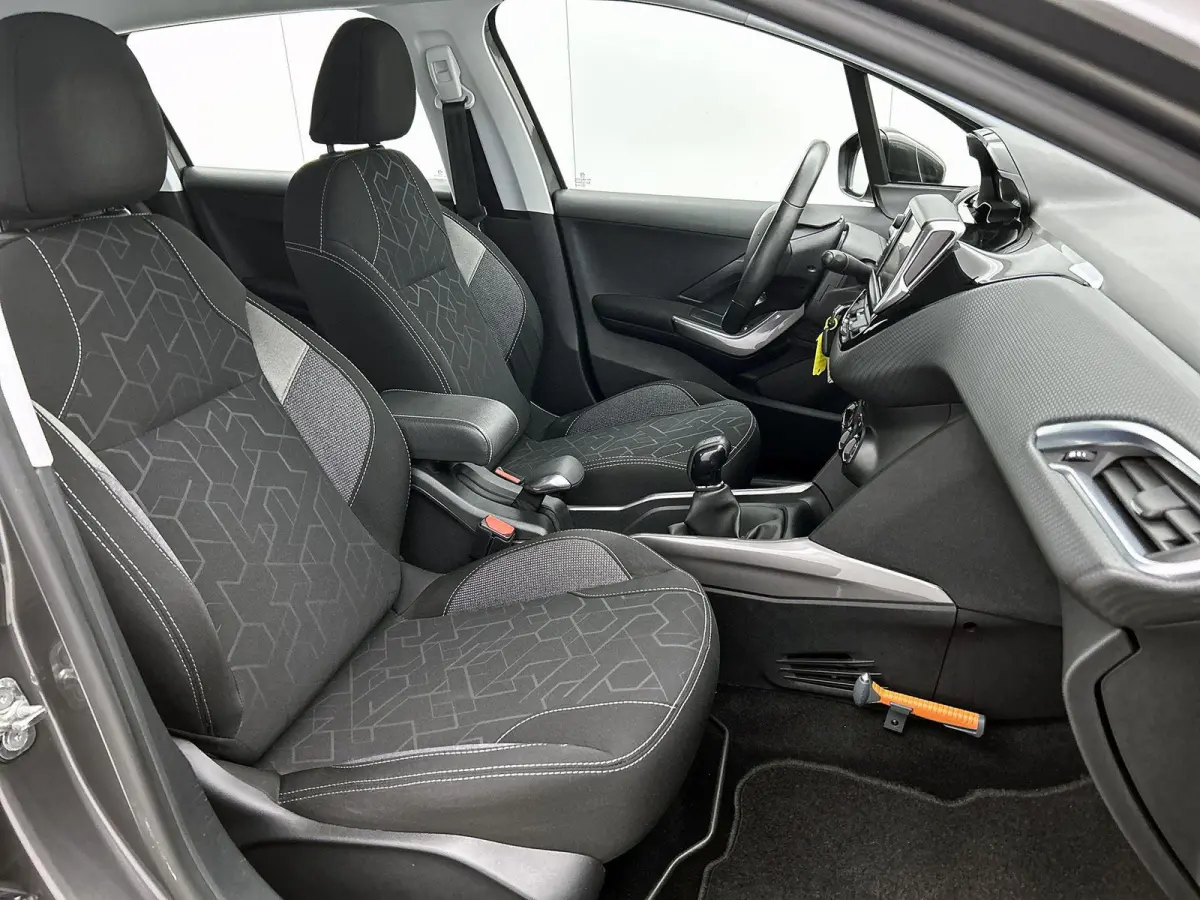 SUV Blue Lion 110pk | Lage kilometerstand! | 100% Dealeronderhouden | Navigatie | Airco | Cruise Control | Parkeersensoren | DAB+ radio | Bluetooth | Apple Carplay / Android Auto | Elektrisc