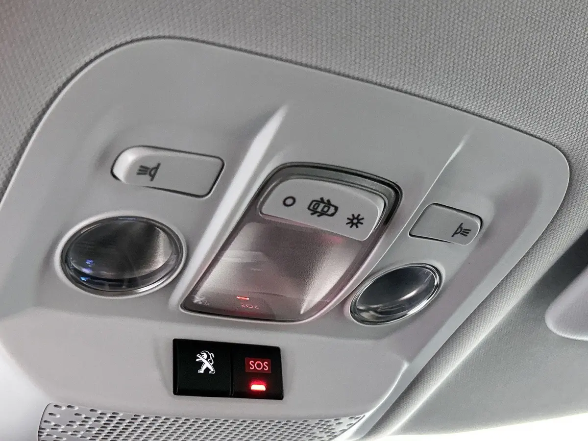 SUV Blue Lion 110pk | Lage kilometerstand! | 100% Dealeronderhouden | Navigatie | Airco | Cruise Control | Parkeersensoren | DAB+ radio | Bluetooth | Apple Carplay / Android Auto | Elektrisc