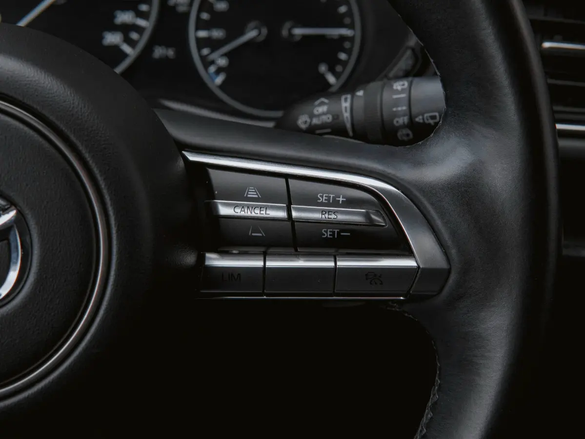 2.0 e-SkyActiv-X M Hybrid Luxury 186 PK | Trekhaak | Ned. auto | dealer onderho