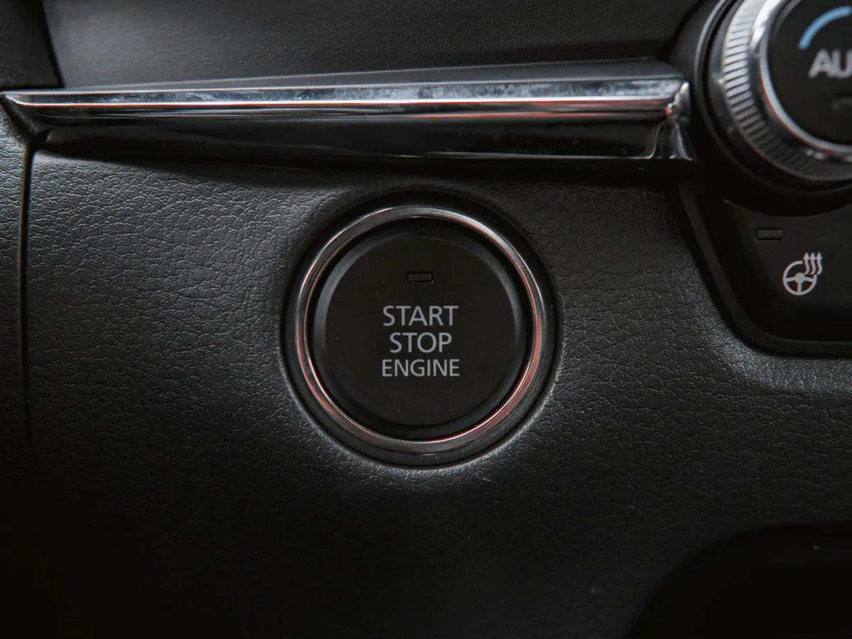 2.0 e-SkyActiv-X M Hybrid Luxury 186 PK | Trekhaak | Ned. auto | dealer onderho