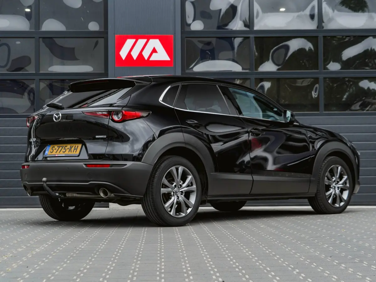 2.0 e-SkyActiv-X M Hybrid Luxury 186 PK | Trekhaak | Ned. auto | dealer onderho
