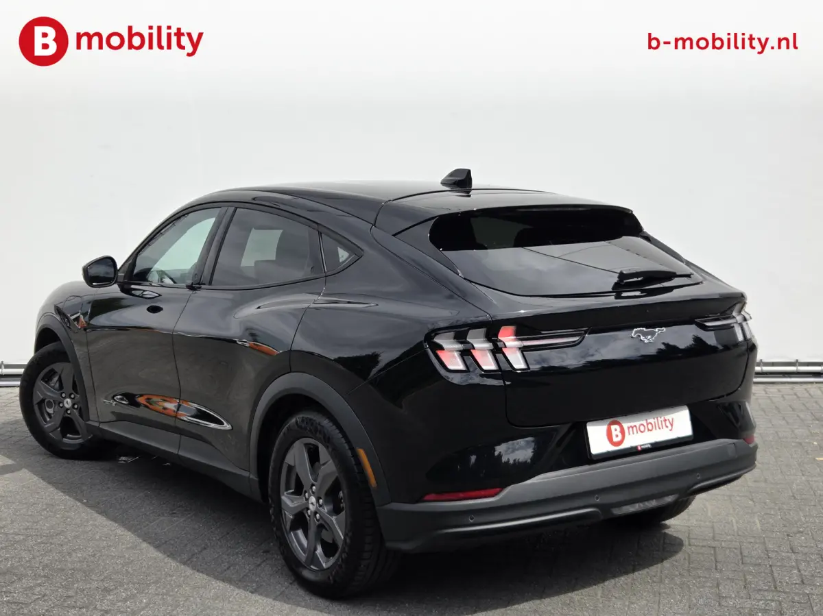 RWD 75 kWh SOH 98% Adaptive Cruise Control Achteruitrijcamera 25.000KM | Stoel/Stuurwielverwarming | Leer | DAB Audio | LED | NL Auto!