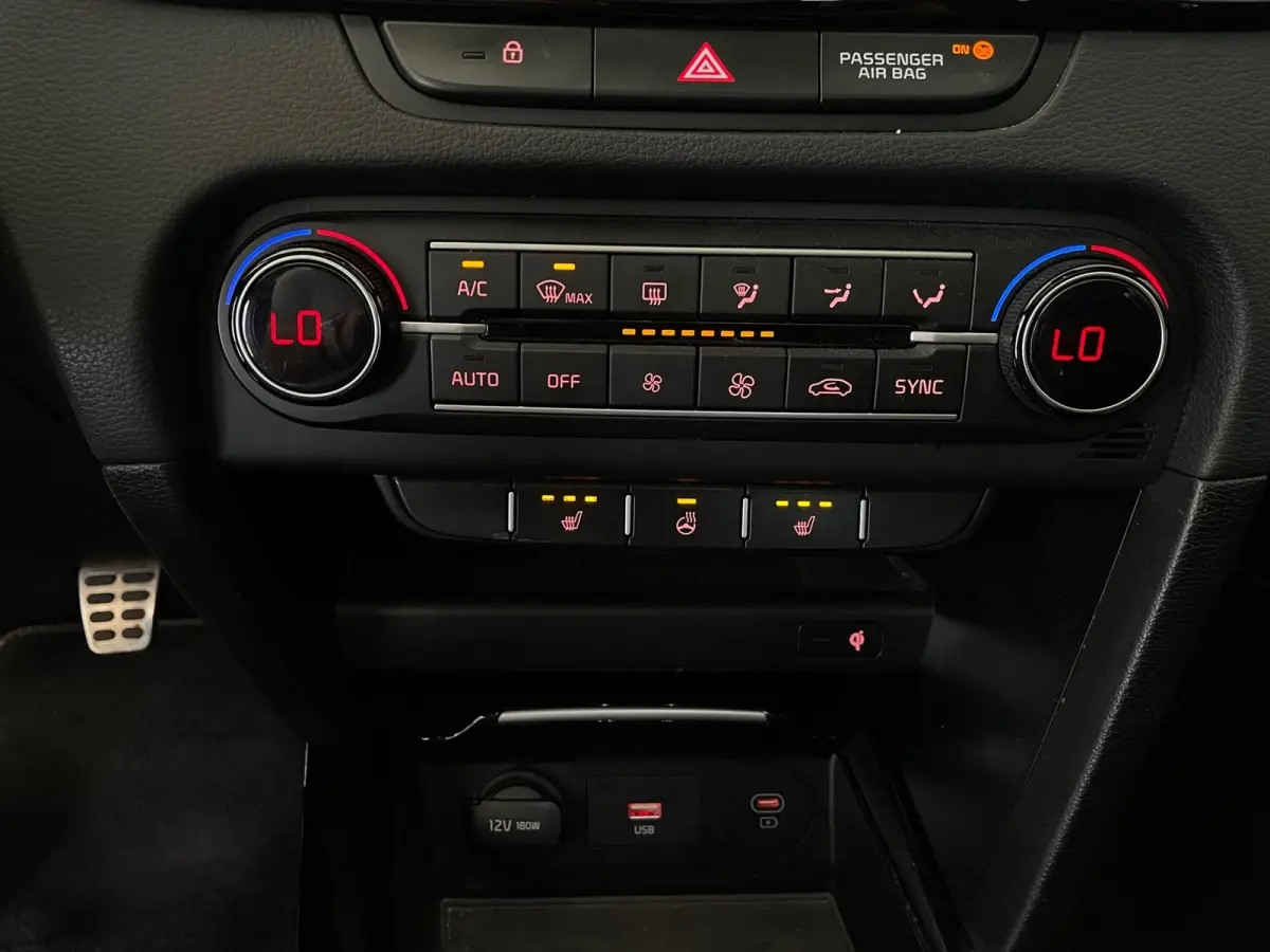 1.5 T-GDi GT-Line PANO LEER DEALER OND