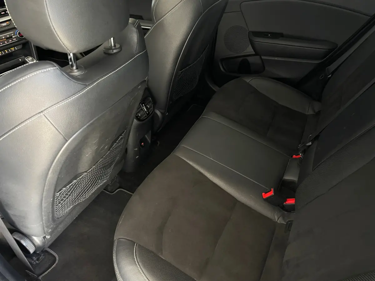 1.5 T-GDi GT-Line PANO LEER DEALER OND
