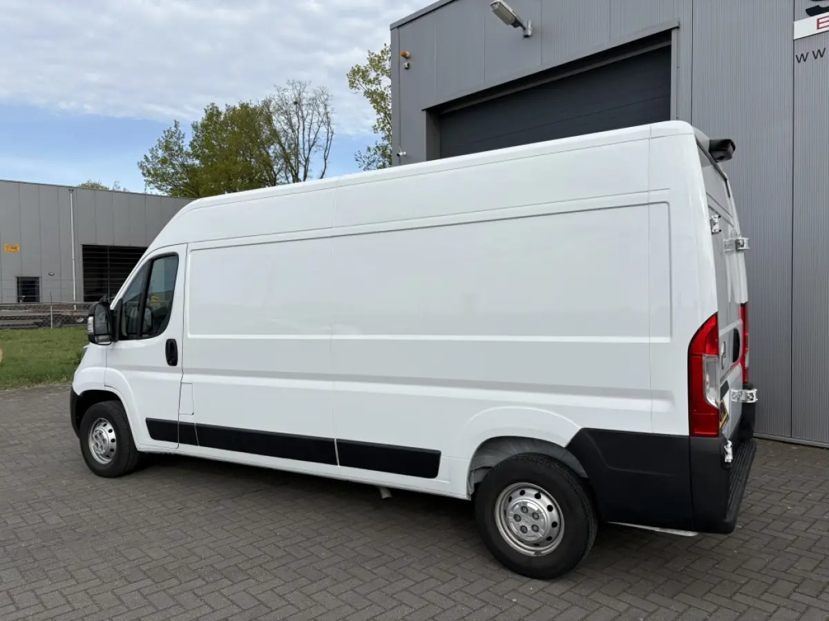 2.2D 140PK L3H2 Airco | Navigatie | Camera