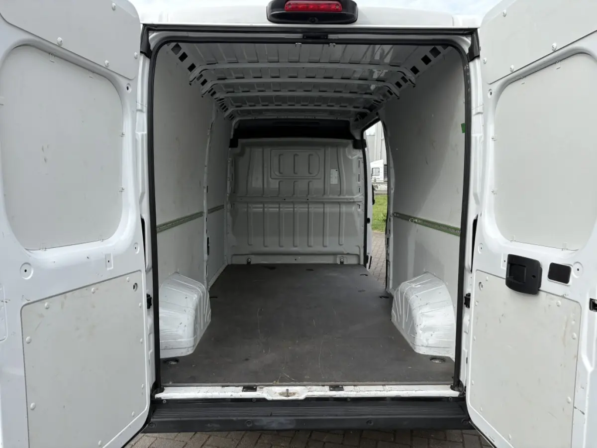 2.2D 140PK L3H2 Airco | Navigatie | Camera