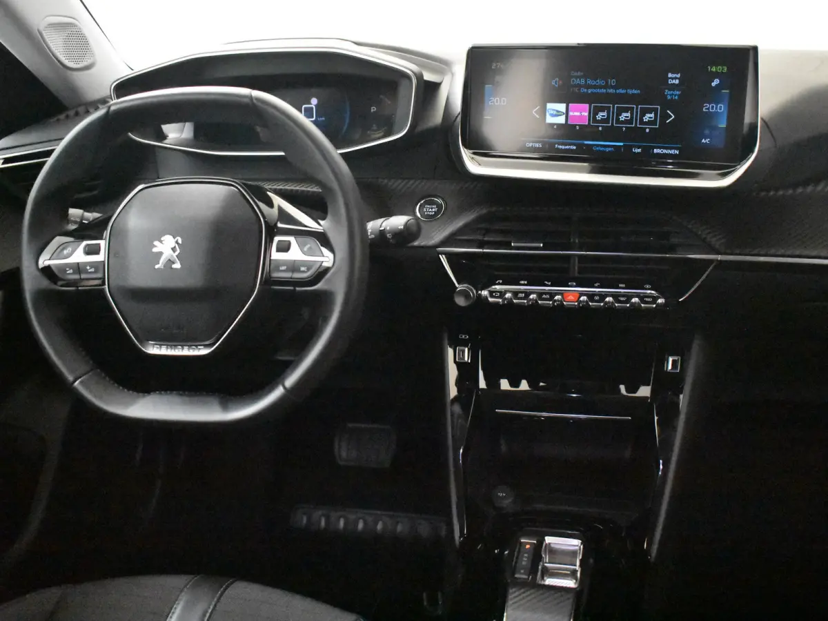 EV Allure Pack 50 kWh 136PK | Achteruitrijcamera | Navigatie | Apple carplay Android auto | Climate control | LED| DAB | 17"LMV