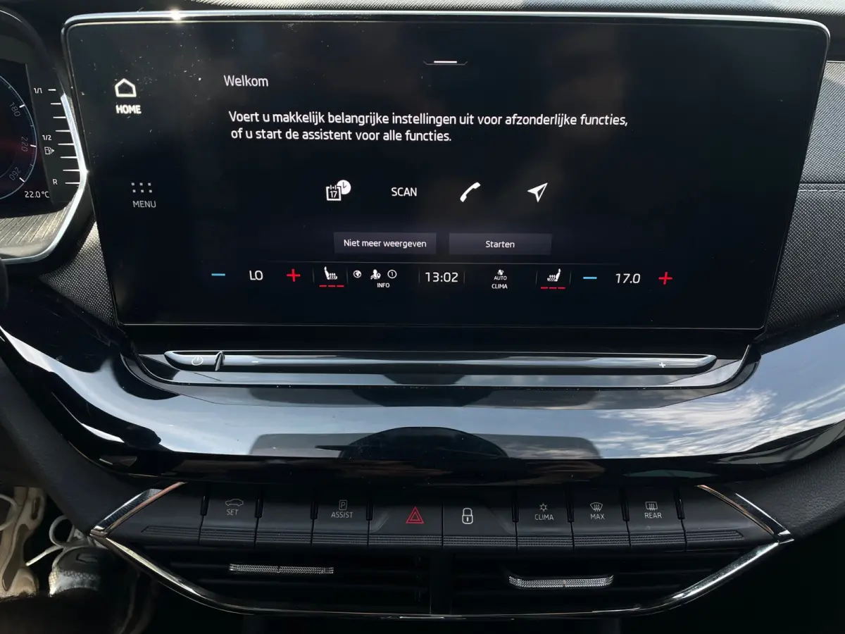 1.5 e-TSI DSG Business+ 1E EIG DEALEROND|TREKHAAK|VIRTUALCOCKPIT|CARPLAY|AMBIENT.LIGHT|STOEL+STUURVRM|