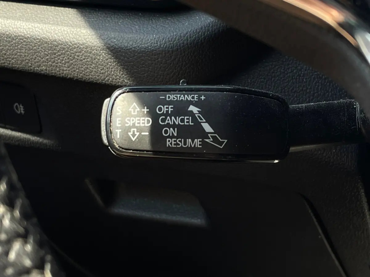 1.5 e-TSI DSG Business+ 1E EIG DEALEROND|TREKHAAK|VIRTUALCOCKPIT|CARPLAY|AMBIENT.LIGHT|STOEL+STUURVRM|