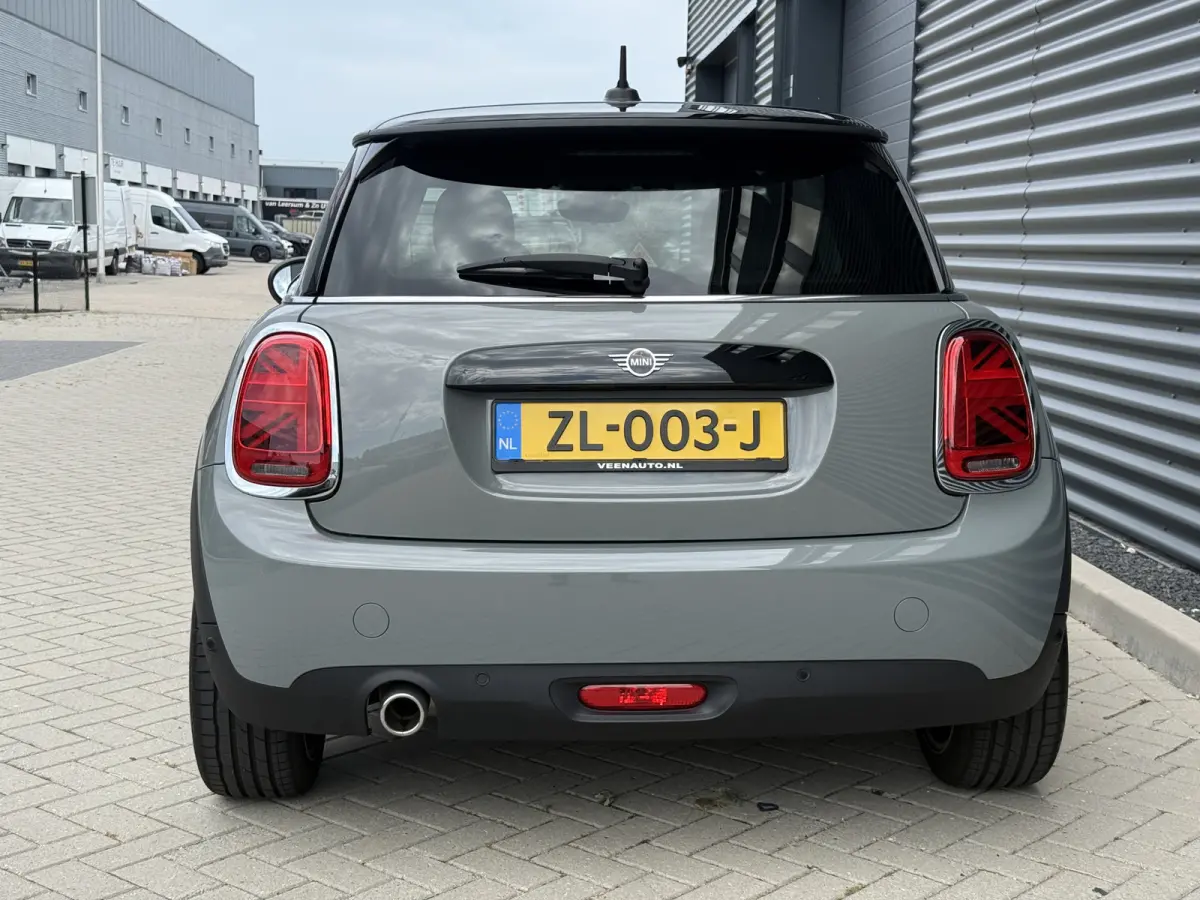 1.5 Cooper Chili Navi/Apple