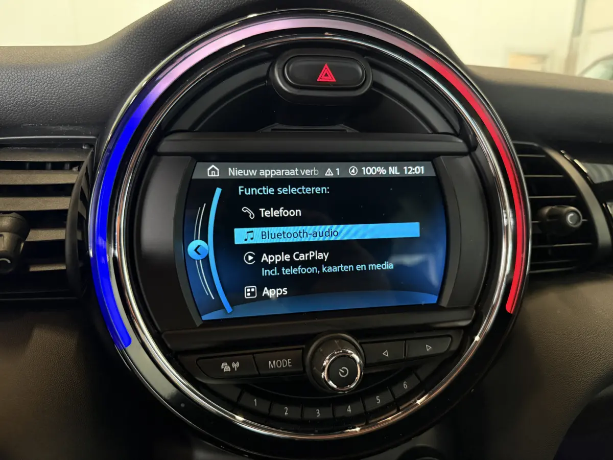 1.5 Cooper Chili Navi/Apple