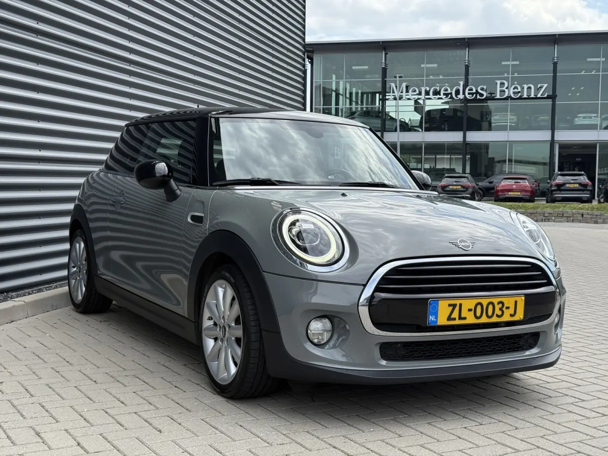 1.5 Cooper Chili Navi/Apple