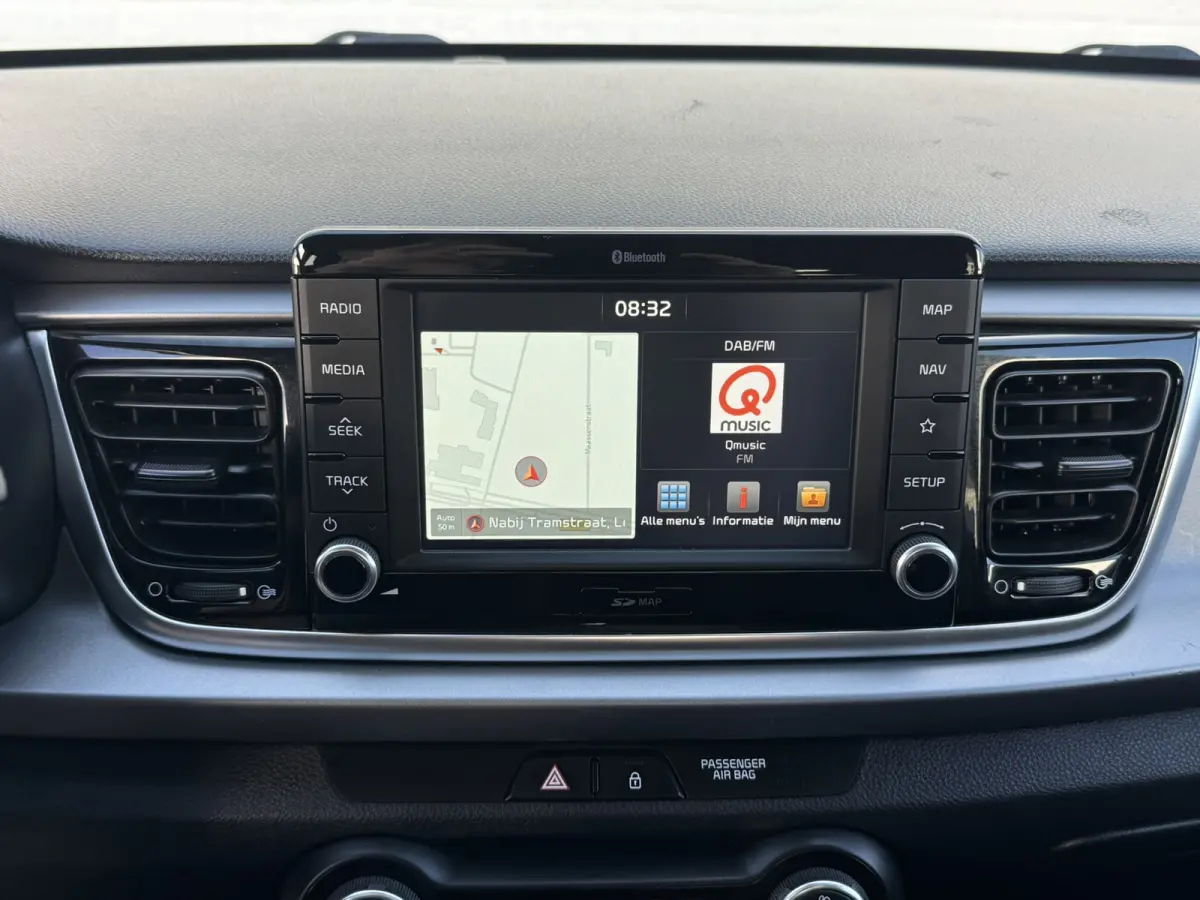 1.0 TGDI DynamicLine Camera Carplay Cruise Navigatie Clima Pdc All season banden