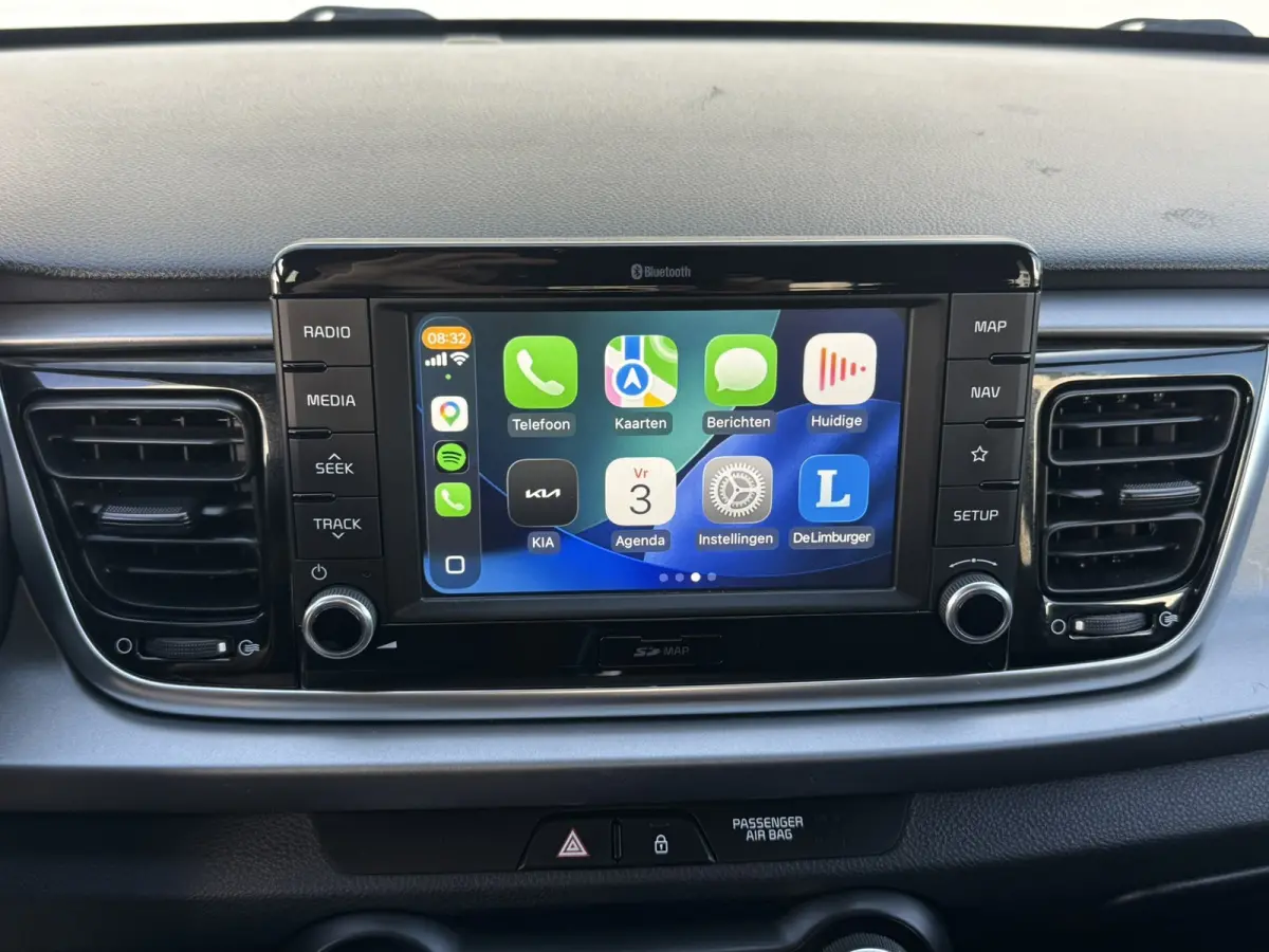 1.0 TGDI DynamicLine Camera Carplay Cruise Navigatie Clima Pdc All season banden