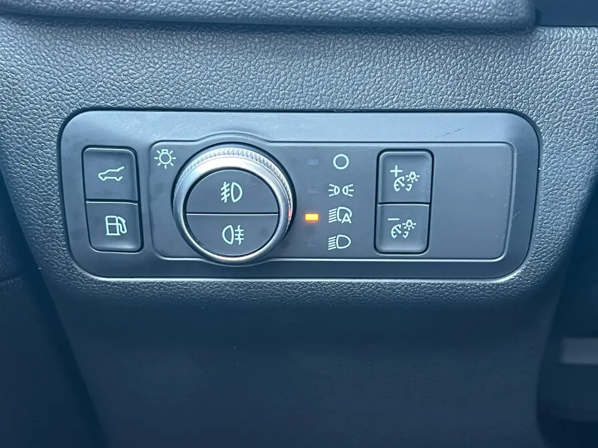 2.5 PHEV 225pk ST-Line X | 19" velgen | B&O Audio | HUD | Stoel/stuurverwarming | Handsfree achterklep | Adaptive Cruise | Carplay | Camera | Halfleder | Full-LED |