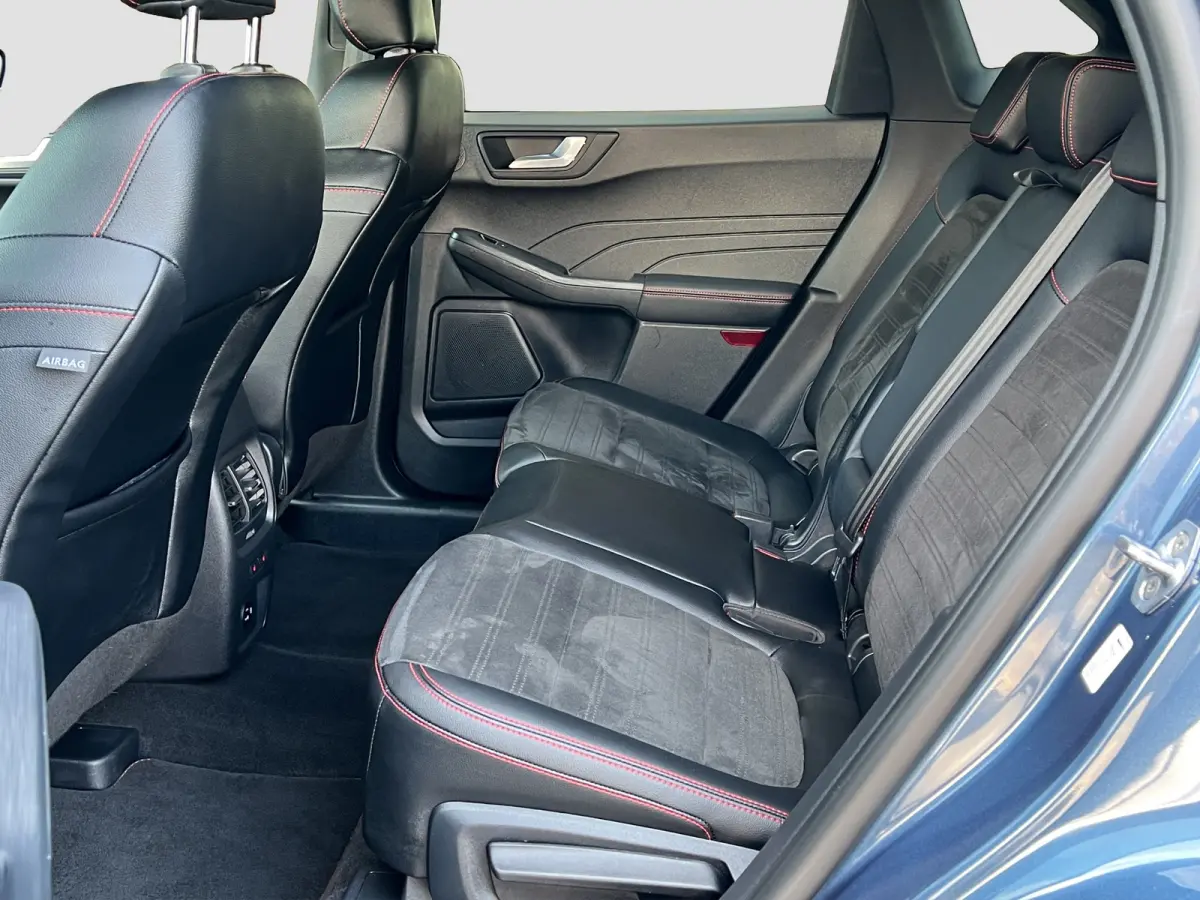 2.5 PHEV 225pk ST-Line X | 19" velgen | B&O Audio | HUD | Stoel/stuurverwarming | Handsfree achterklep | Adaptive Cruise | Carplay | Camera | Halfleder | Full-LED |