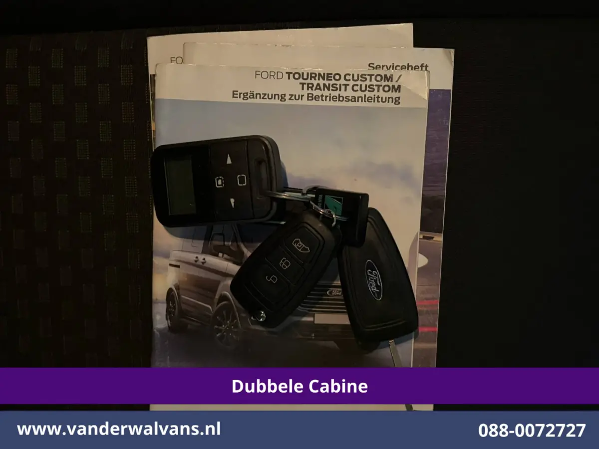 2.0 TDCI 131pk Automaat L2H1 Dubbele Cabine Euro6 Airco | Xenon | 6-Zits | Camera | Apple Carplay | Adaptieve Cruisecontrol LED, Android Auto, Trekhaak, Stoelverwarming, Verwarmde voorruit, 