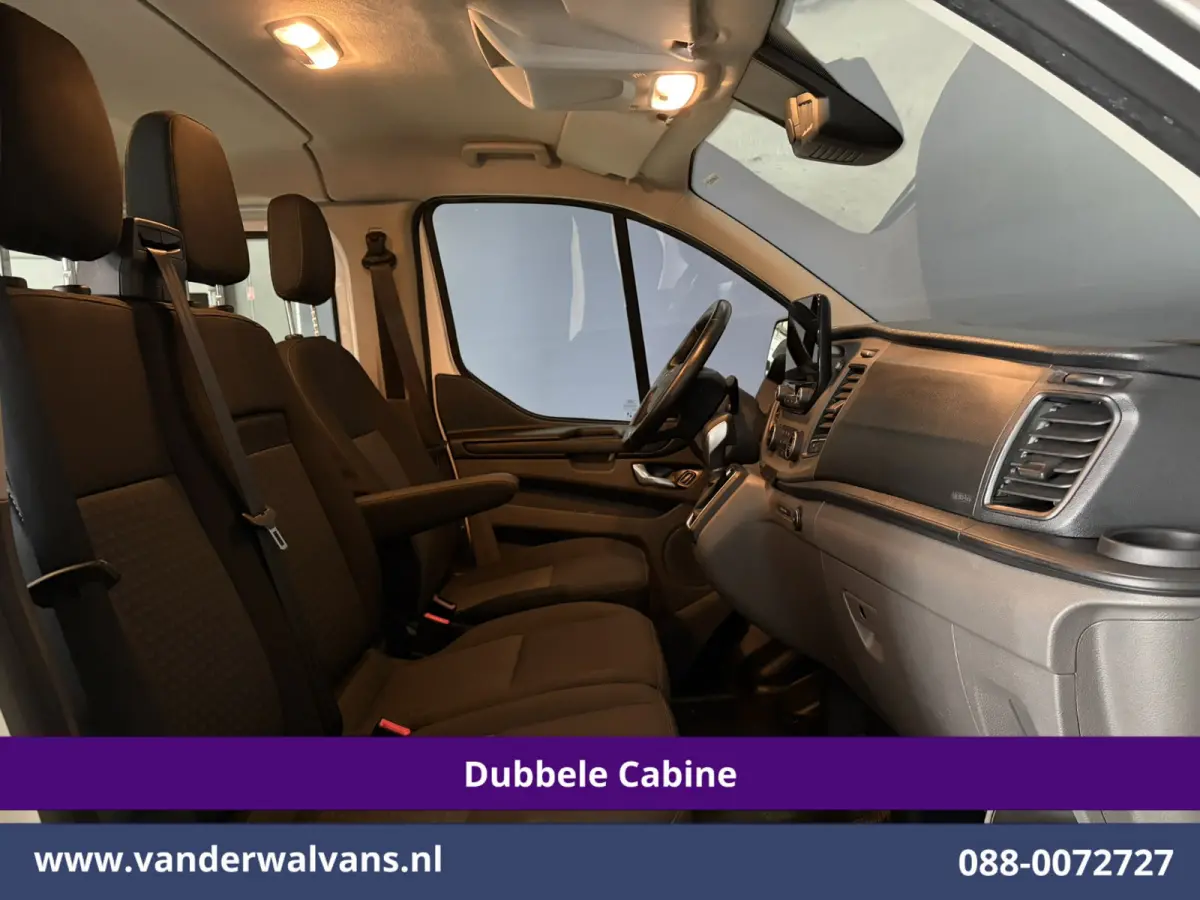 2.0 TDCI 131pk Automaat L2H1 Dubbele Cabine Euro6 Airco | Xenon | 6-Zits | Camera | Apple Carplay | Adaptieve Cruisecontrol LED, Android Auto, Trekhaak, Stoelverwarming, Verwarmde voorruit, 