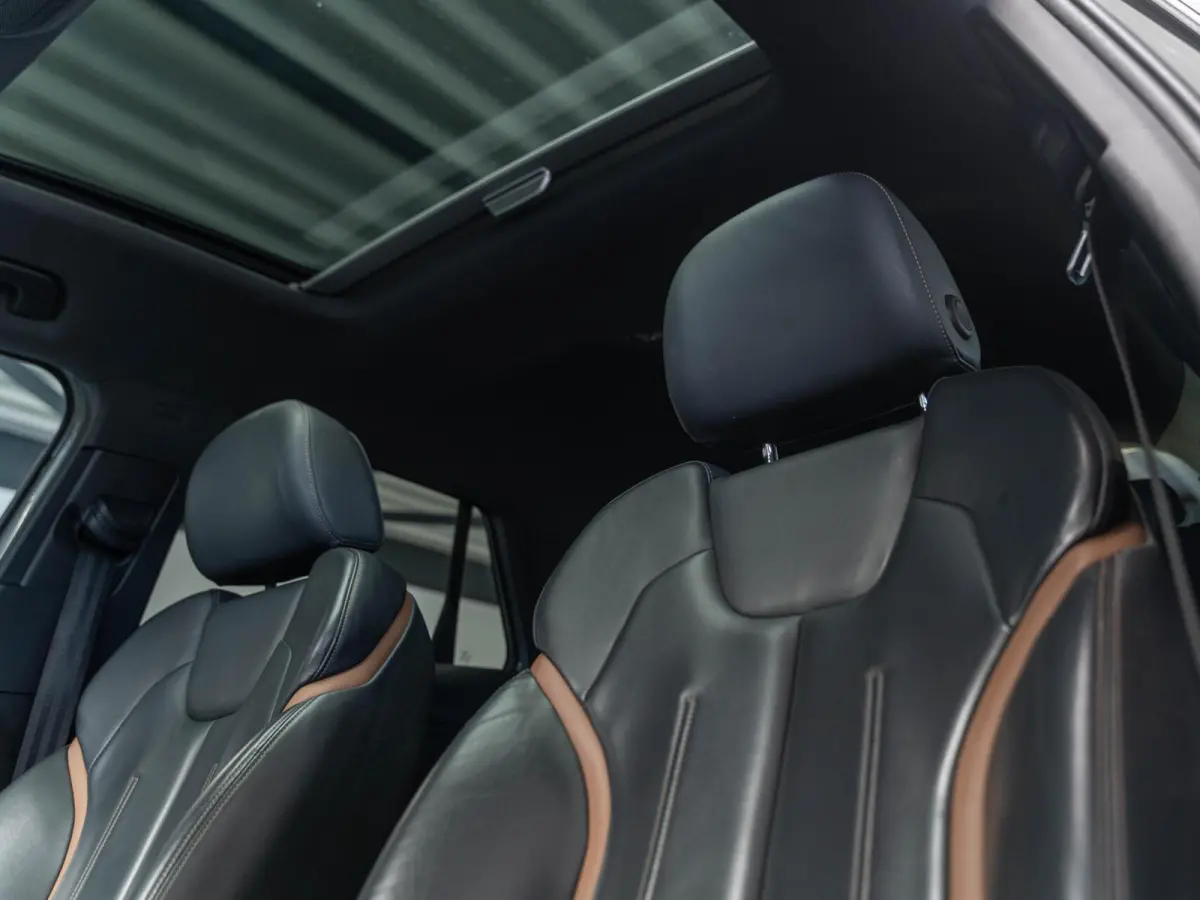 1.4 TFSI CoD Launch Edition Panodak Leder
