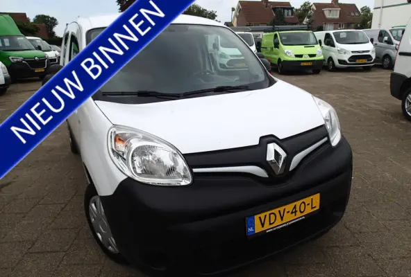 1.5 Blue dCi 95 Comfort VOORZIEN VAN AIRCO+NAVIGATIE+TREKHAAK !!!