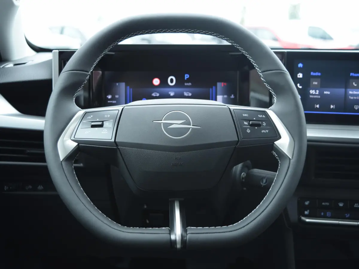 1.2 Turbo Hybrid GS