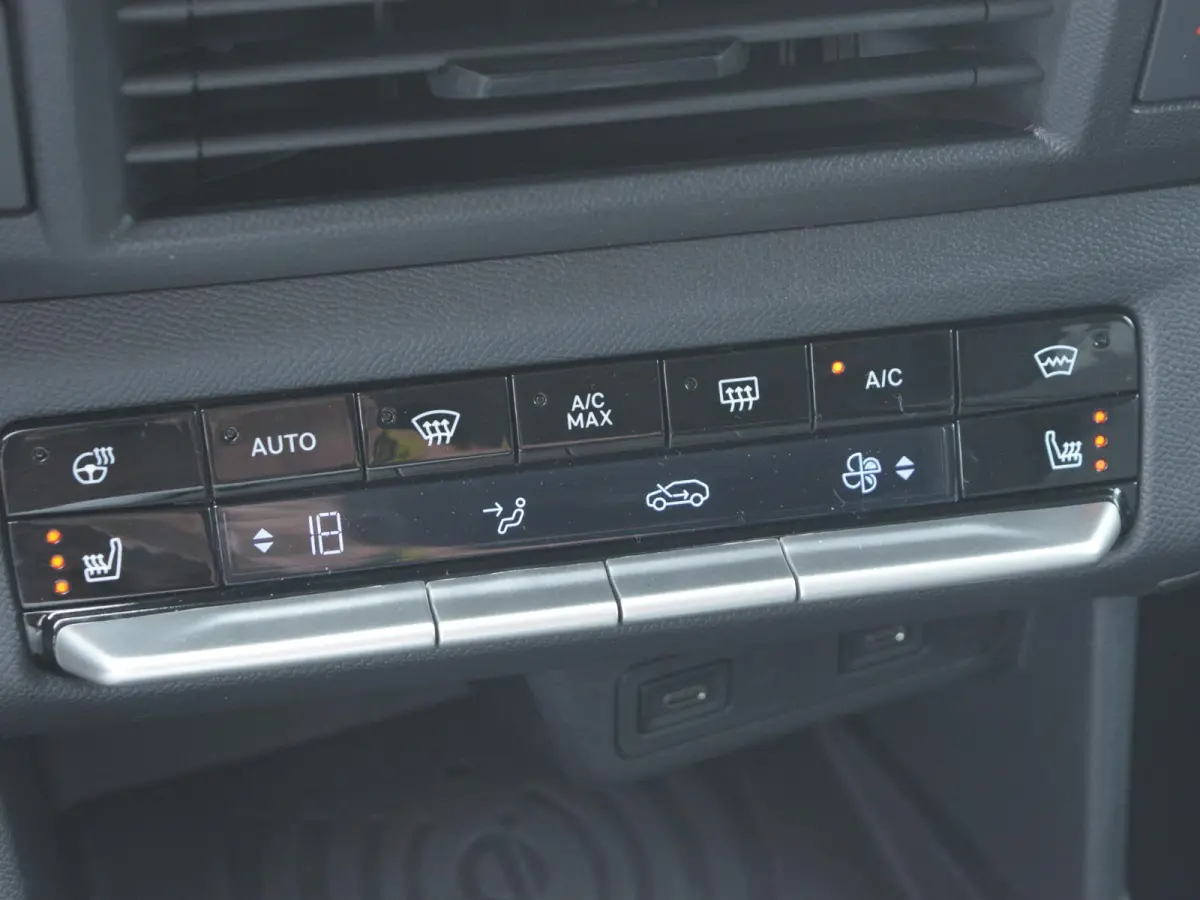 1.2 Turbo Hybrid GS