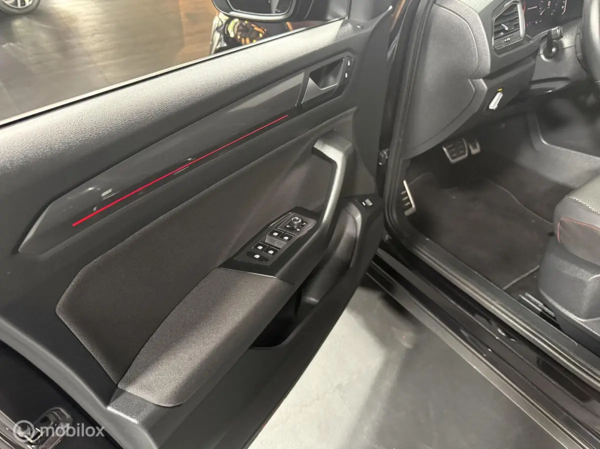 1.5 TSI Sport Business R-Line| CARPLAY |DSG